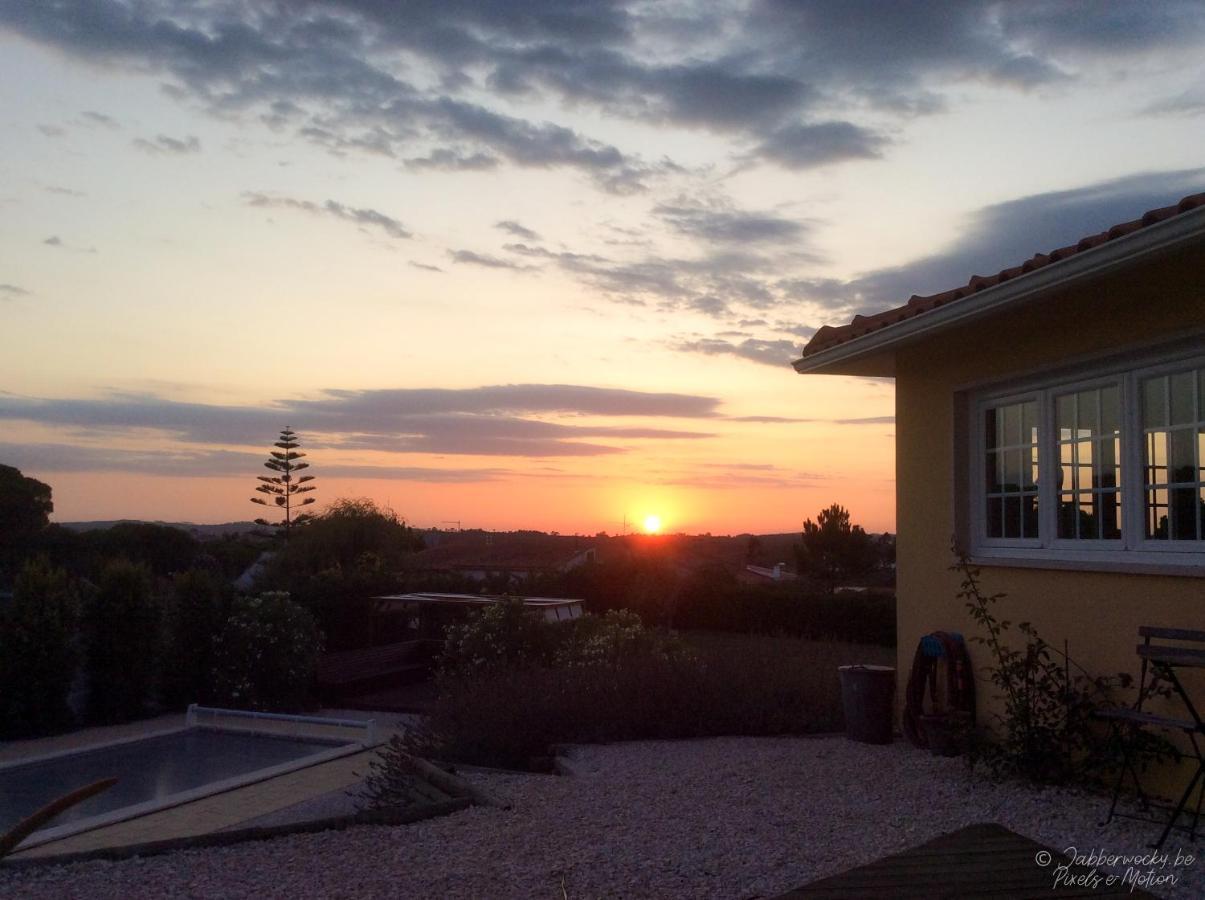 กาซา เปดรา โนเบร Bed & Breakfast Nadadouro ภายนอก รูปภาพ